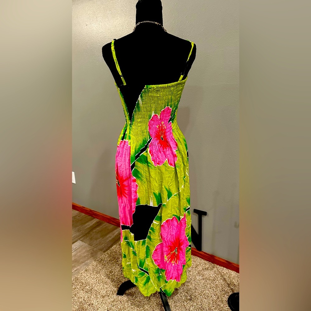 Women Sumer tropical dress .